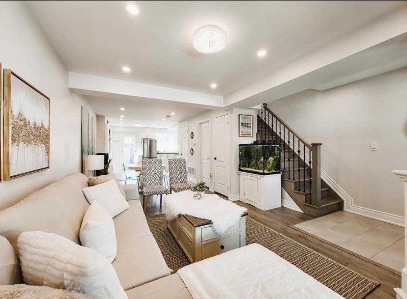 133 Avondale Ave